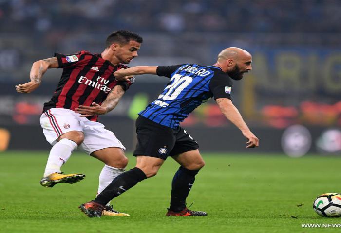 Inter Kalahkan AC MIlan 3 -2